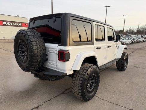 Used 2018 Jeep Wrangler Unlimited Sport S image 3