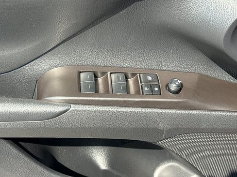 Used 2024 Toyota Camry SE AWD/4WD image 10