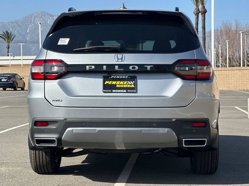 New 2026 Honda Pilot EX-L image 5