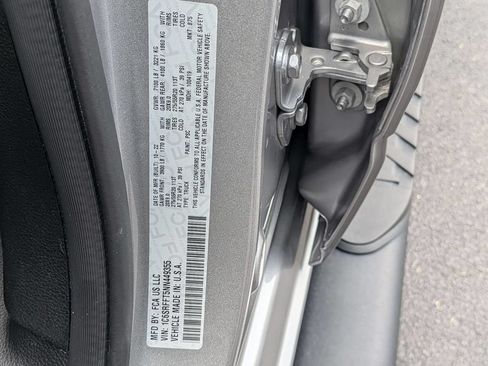Certified 2022 RAM 1500 Big Horn AWD/4WD image 35