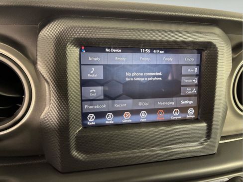 Used 2022 Jeep Wrangler Unlimited Sport AWD/4WD image 33
