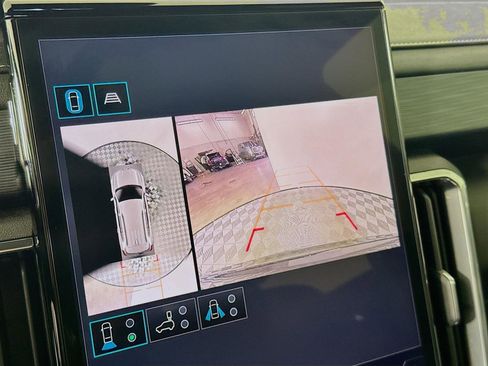 Certified 2024 GMC Acadia Elevation w/ Luxury Package image 16