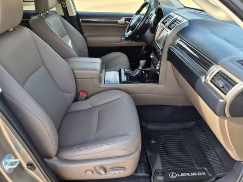 Used 2021 Lexus GX 460 Premium AWD/4WD image 40
