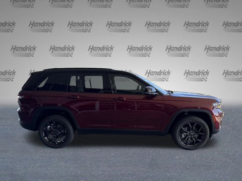 New 2025 Jeep Grand Cherokee Limited AWD/4WD image 5