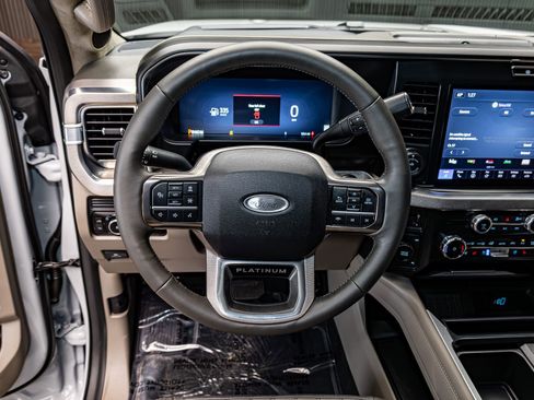 Used 2026 Ford F450 Platinum w/ Platinum Plus Package image 19