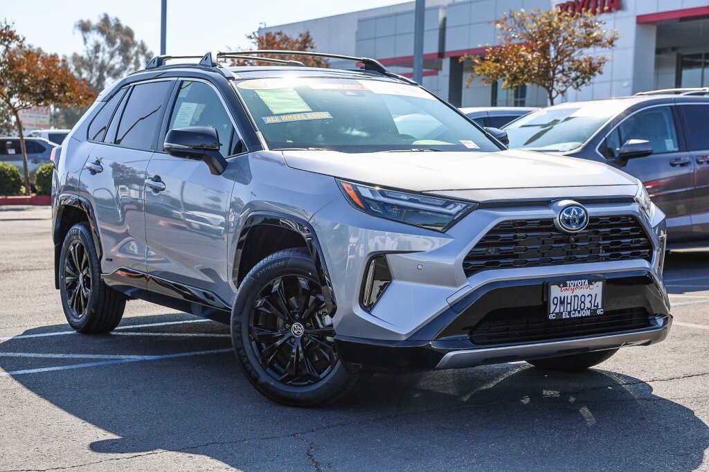 Certified 2024 Toyota RAV4 XSE w/ Advanced Technology Package AWD/4WD image 1