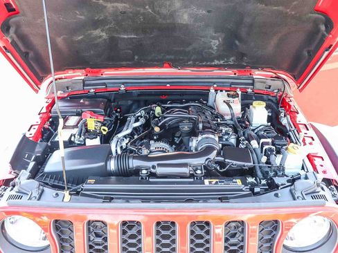 Used 2022 Jeep Gladiator Rubicon AWD/4WD image 33