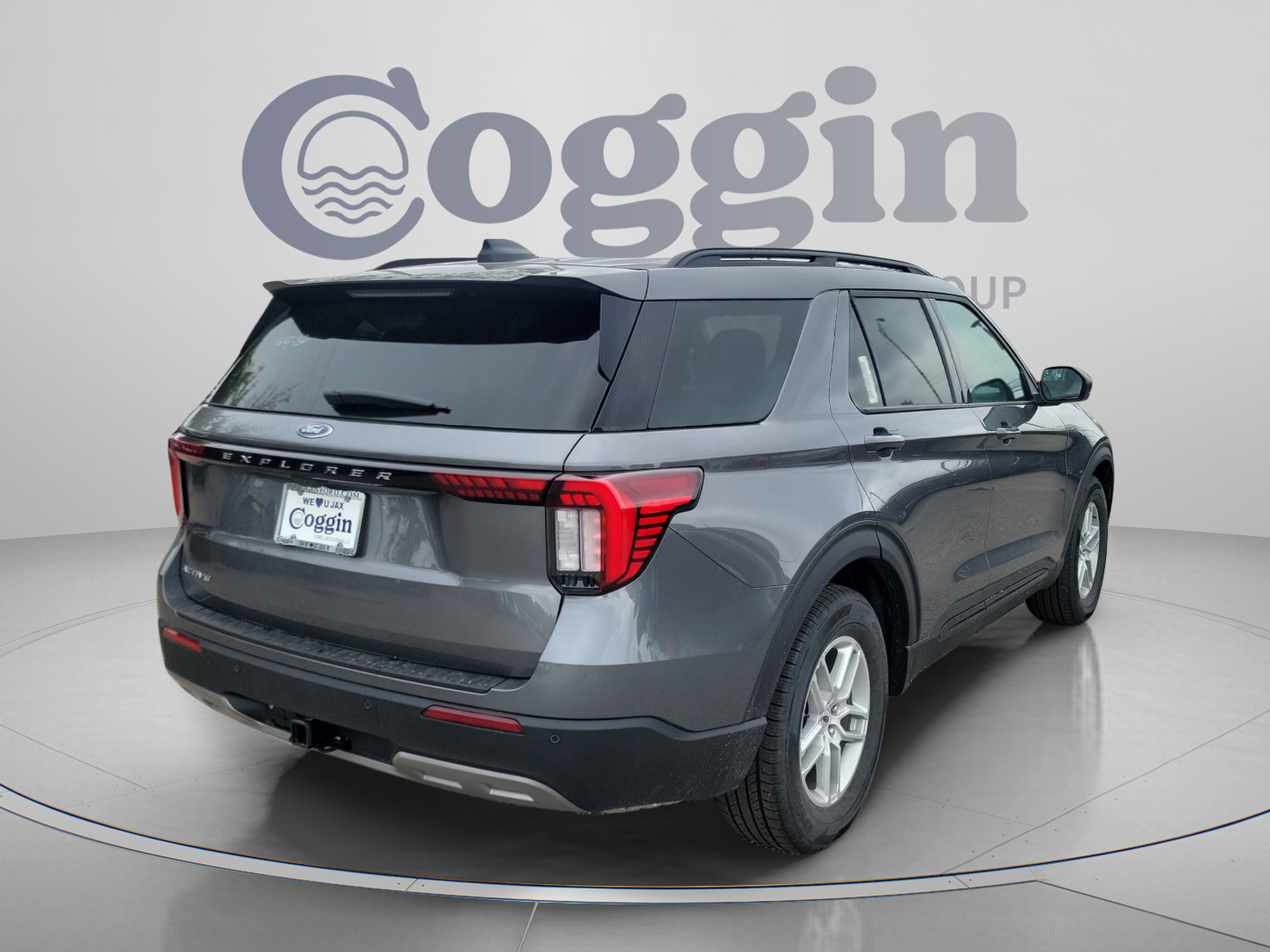 New 2026 Ford Explorer Active w/ Active Comfort Package RWD image 3