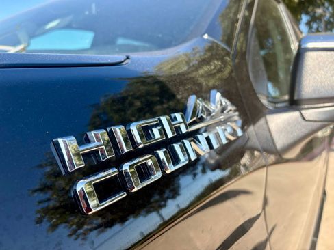 Used 2023 Chevrolet Silverado 1500 High Country RWD image 11
