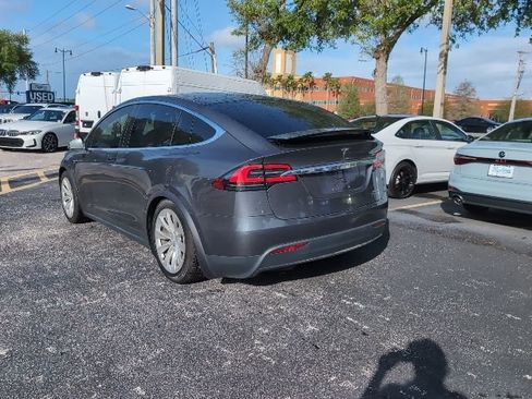 Used 2020 Tesla Model X Long Range AWD/4WD image 4