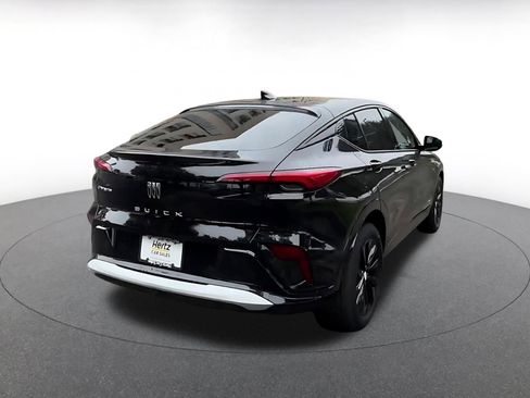 Used 2025 Buick Envista Sport Touring image 13