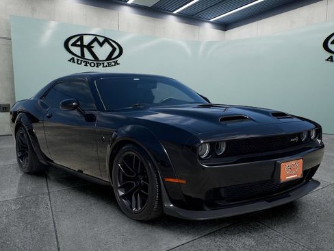 Used 2019 Dodge Challenger SRT Hellcat Redeye RWD image 1