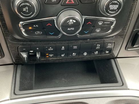 Used 2017 RAM 1500 Limited image 35