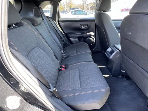 Used 2025 Honda HR-V Sport image 18