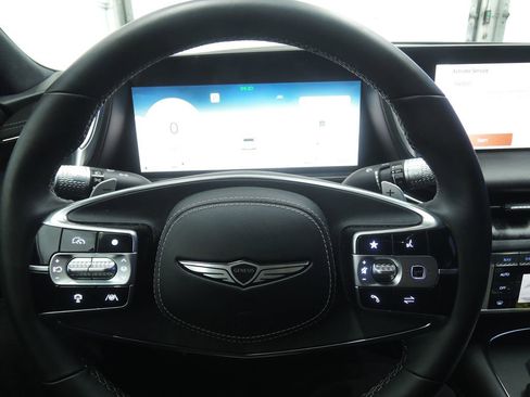 Used 2025 Genesis G90 3.5T AWD/4WD image 14