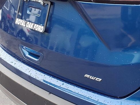 Used 2024 Ford Edge SEL image 25