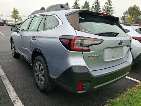 Used 2021 Subaru Outback AWD/4WD image 4
