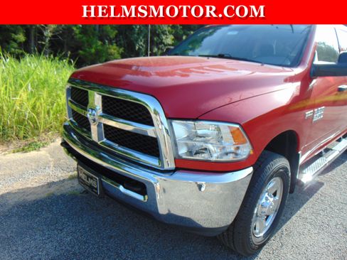 Used 2018 RAM 2500 Tradesman w/ Chrome Appearance Group AWD/4WD image 17