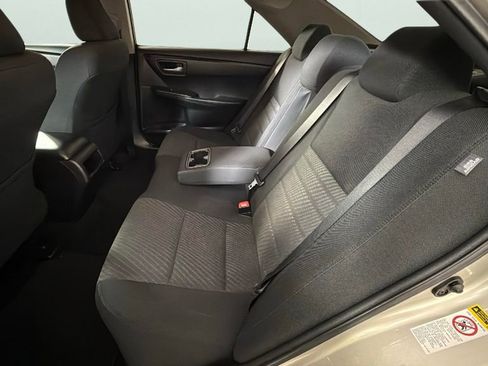 Used 2017 Toyota Camry XLE image 29