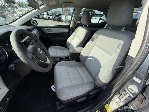 Used 2016 Toyota Corolla LE image 26
