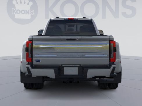New 2026 Ford F450 Platinum w/ Platinum Plus Package image 7