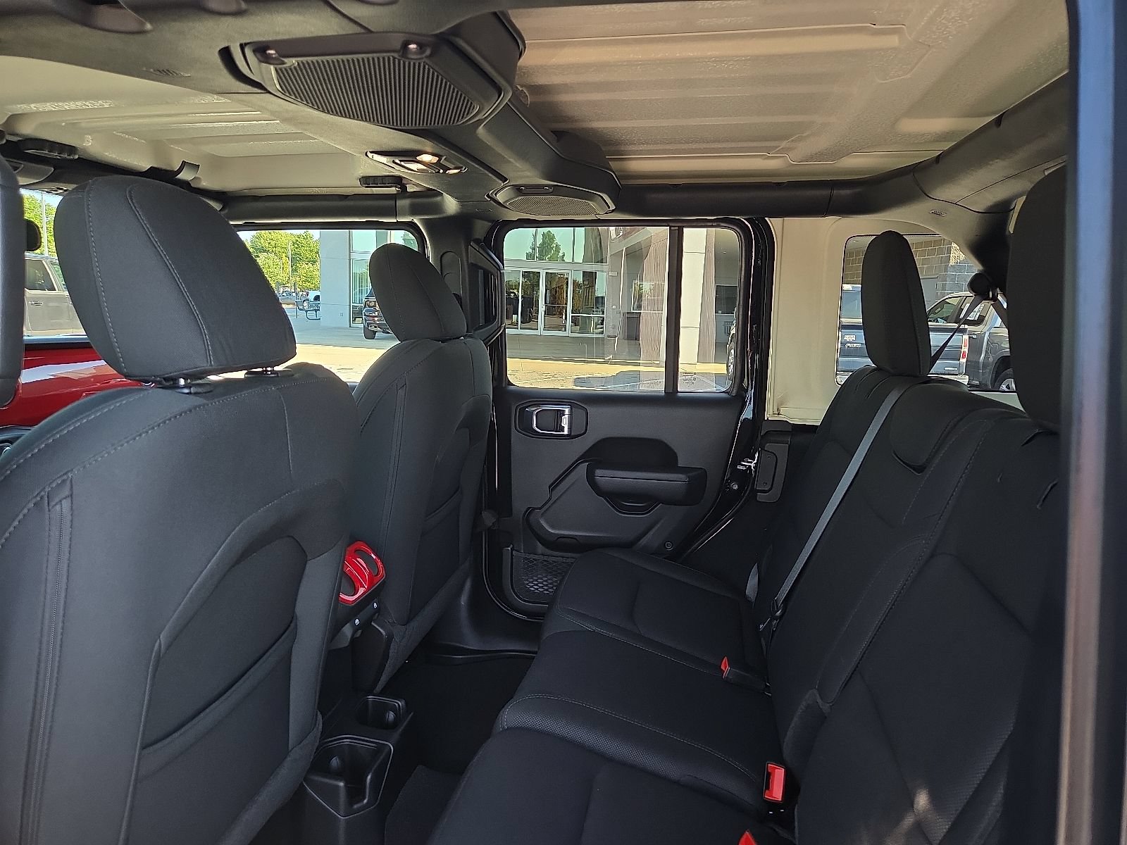 Used 2022 Jeep Wrangler Unlimited Sport AWD/4WD image 9