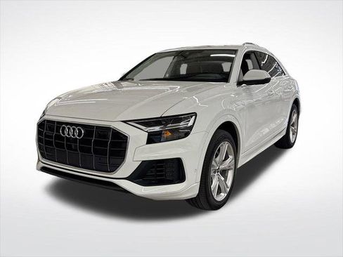 Certified 2022 Audi Q8 Premium Plus image 1