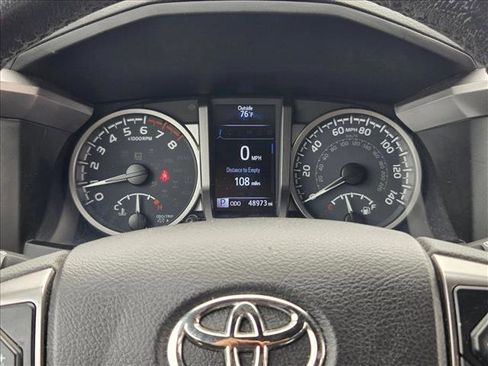Used 2021 Toyota Tacoma Limited image 10