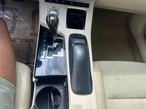 Used 2013 Lexus ES 350 w/ Luxury Pkg FWD image 14