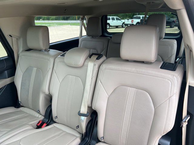 Certified 2023 Ford Expedition Max Limited RWD image 18