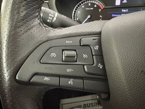 Used 2019 Cadillac XT4 Sport FWD image 22