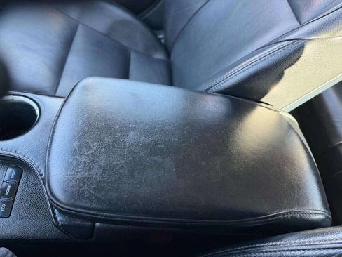 Used 2018 Toyota Avalon XLE image 30