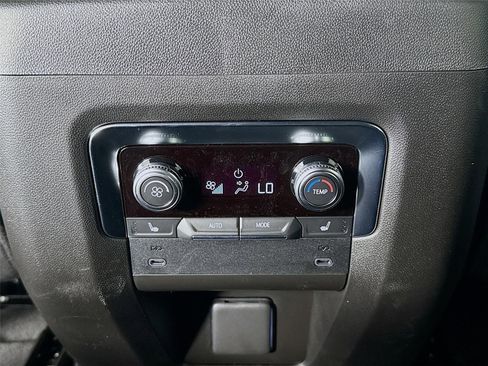 Certified 2026 GMC Yukon Denali w/ Sun & Power Step Package AWD/4WD image 27