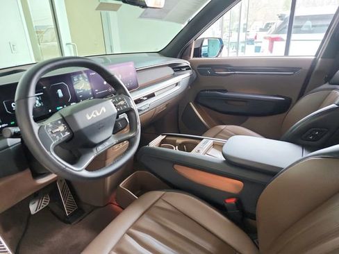 Certified 2024 Kia EV9 GT-Line image 7