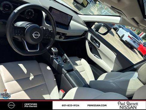 Certified 2024 Nissan Rogue SL w/ SL Premium Package FWD image 22
