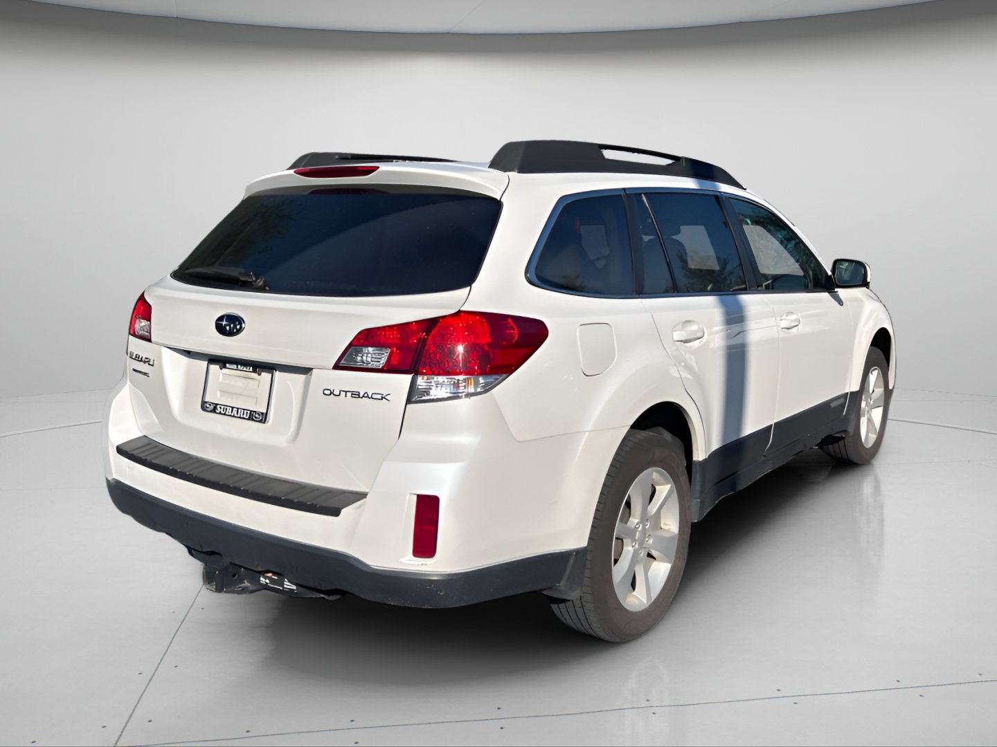 Used 2013 Subaru Outback 2.5i Premium AWD/4WD image 5