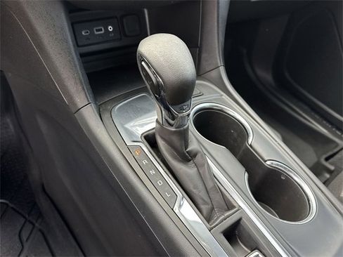 Used 2023 Chevrolet Equinox LT image 13