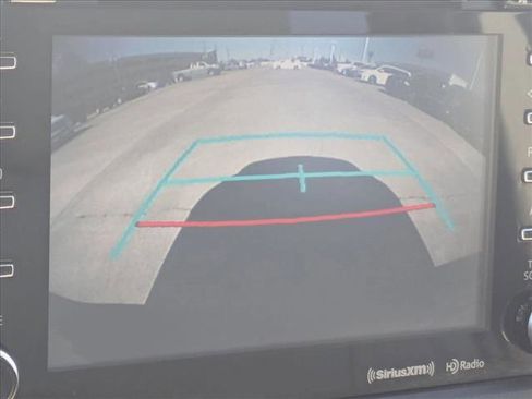 Used 2020 Toyota Sienna XLE Premium image 16