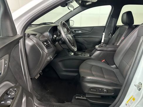 Used 2023 Chevrolet Equinox RS image 11