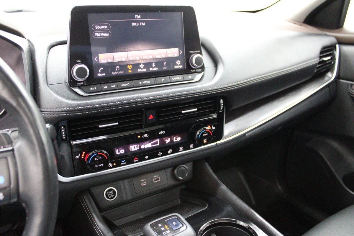 Used 2021 Nissan Rogue SL FWD image 23
