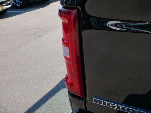 Used 2025 RAM 1500 Big Horn AWD/4WD image 17