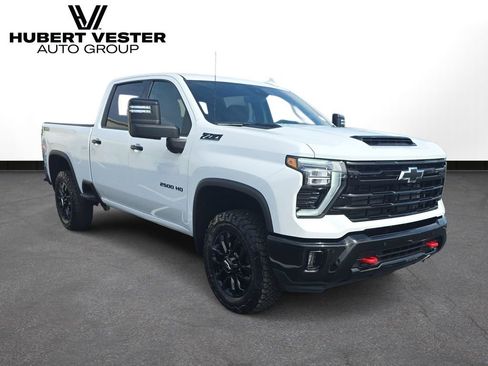 New 2026 Chevrolet Silverado 2500 LTZ w/ Trail Boss Package AWD/4WD image 4