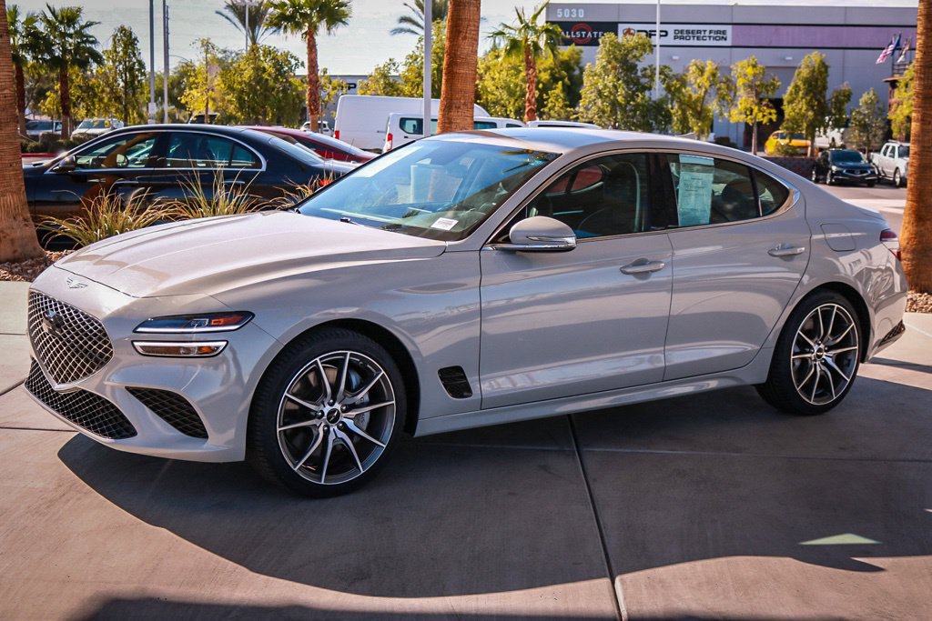 Used 2025 Genesis G70 2.5T RWD image 1