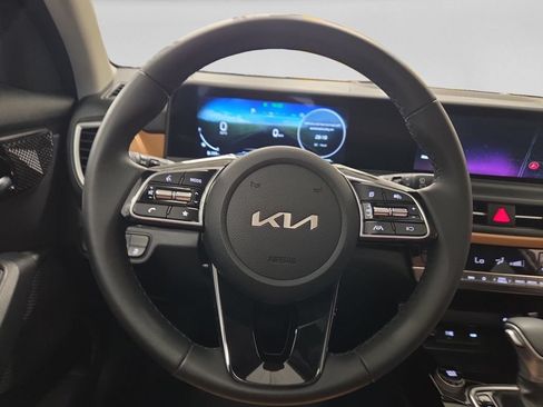 Certified 2026 Kia Seltos EX w/ EX Sunroof Package FWD image 20