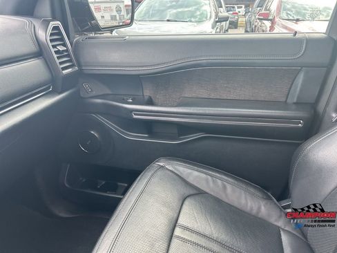 Used 2020 Ford Expedition Limited w/ Special Edition Package image 19