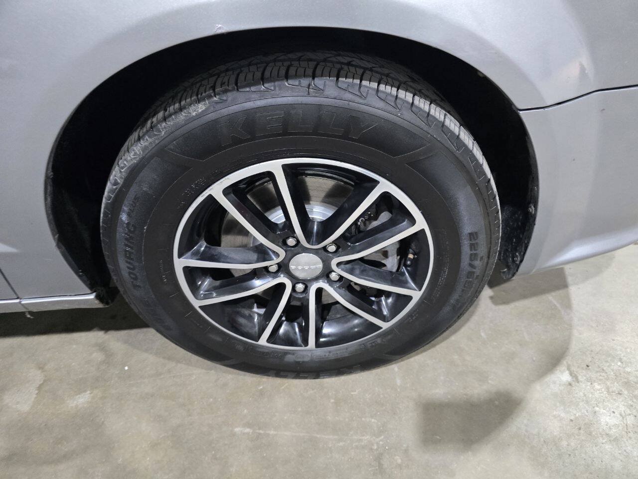 Used 2018 Dodge Grand Caravan GT FWD image 20