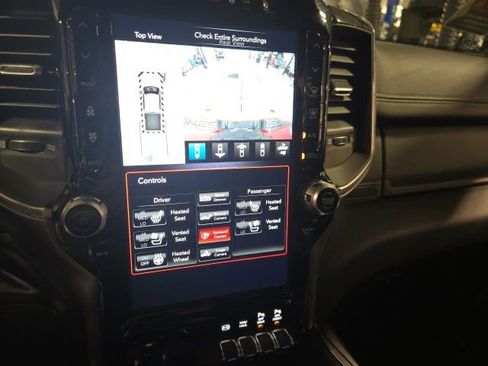 Used 2021 RAM 2500 Laramie AWD/4WD image 16
