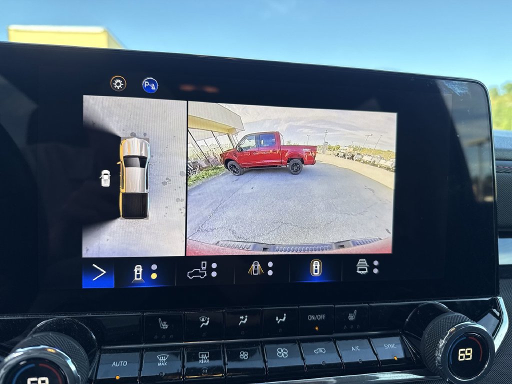 Used 2024 Chevrolet Colorado Z71 w/ Z71 Convenience Package 2 AWD/4WD image 14