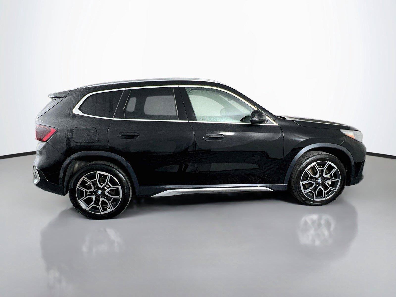 Used 2026 BMW X1 xDrive28i w/ Technology Package AWD/4WD image 7