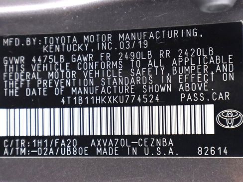 Used 2019 Toyota Camry LE FWD image 38